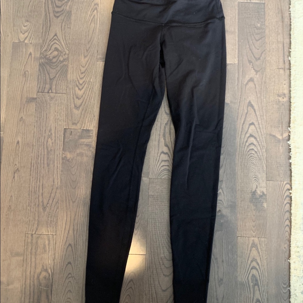 Lululemon wunder under size 2